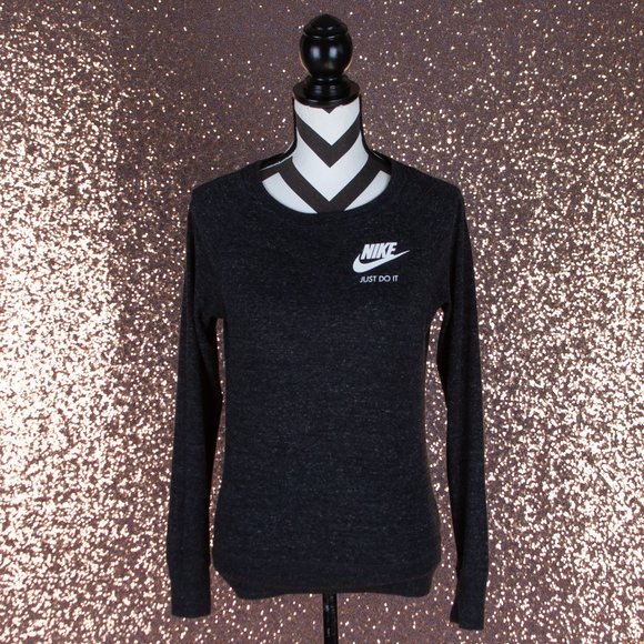 Nike Tops - NWOT NIKE Just Do It Long Sleeved Tee Size XS ⭐️HP